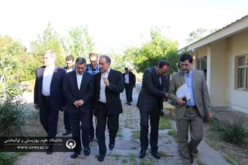 بازدید معاون وزیر بهداشت و هیات رئیسه دانشگاه از مرکز رازی